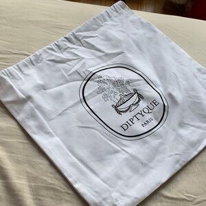 Diptyque white dust bag with black logo DIPTYQUE DRAWSTRING BAG Diptyque dustbag